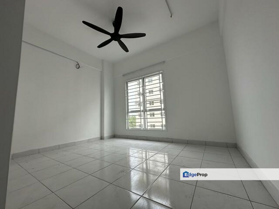 Trifolia 1 Apartment, , 