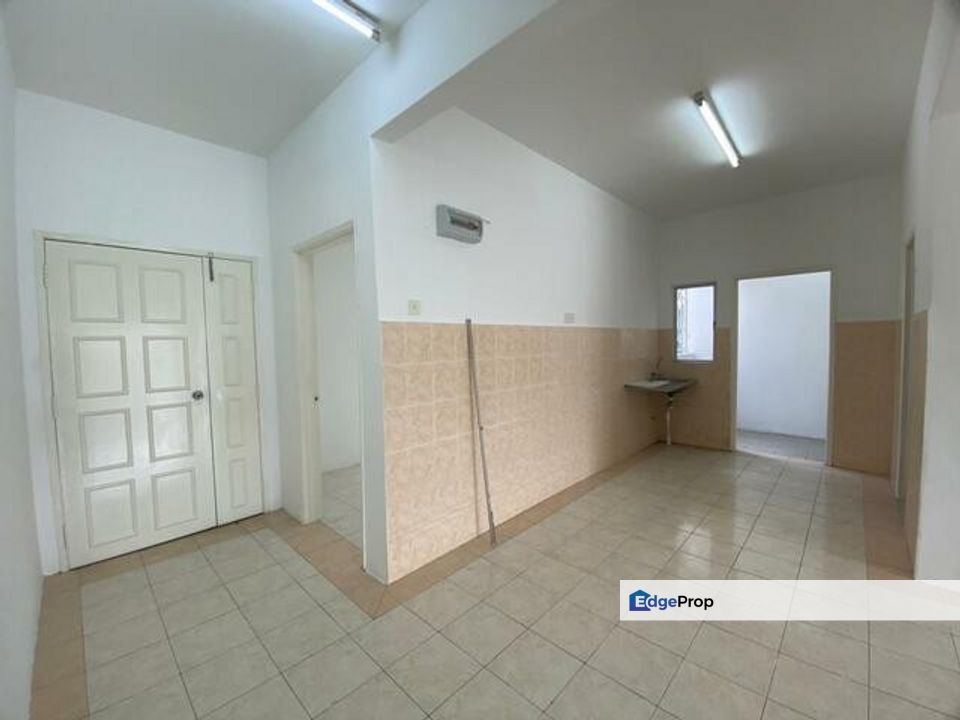 Bayu Villa Apartment, Bayu Perdana, , 