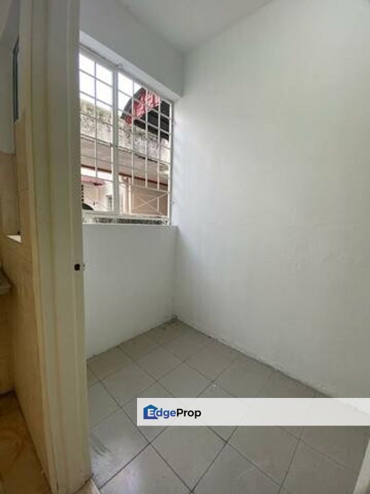 Bayu Villa Apartment, Bayu Perdana, , 