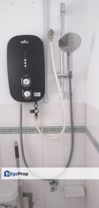 Akasia Apartment, Pusat Bandar Puchong, , 