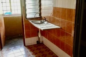 Pangsapuri Mutiara Bukit Raja 1