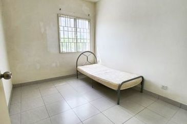 Seri Intan Apartment