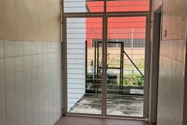 D'Anjung Teluk Pulai