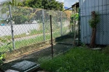 D'Anjung Teluk Pulai