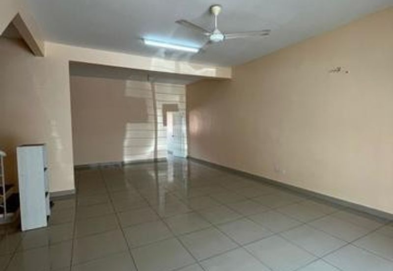 D'Anjung Teluk Pulai