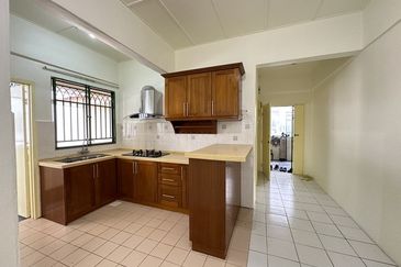 Vista Bayu Apartment, Taman Bayu Perdana