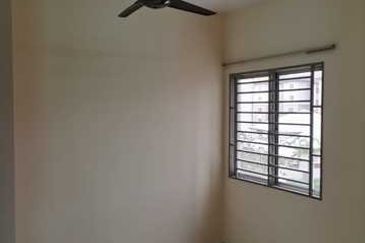 Pangsapuri Akasia, Bandar Botanic