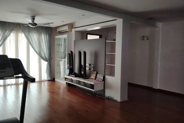 Jalan Kemuning Permai 33/42 