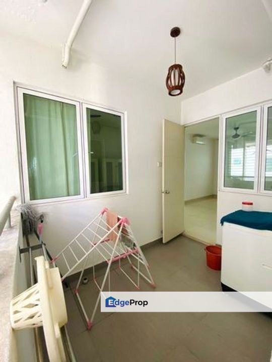 The Regina Condominium, , 