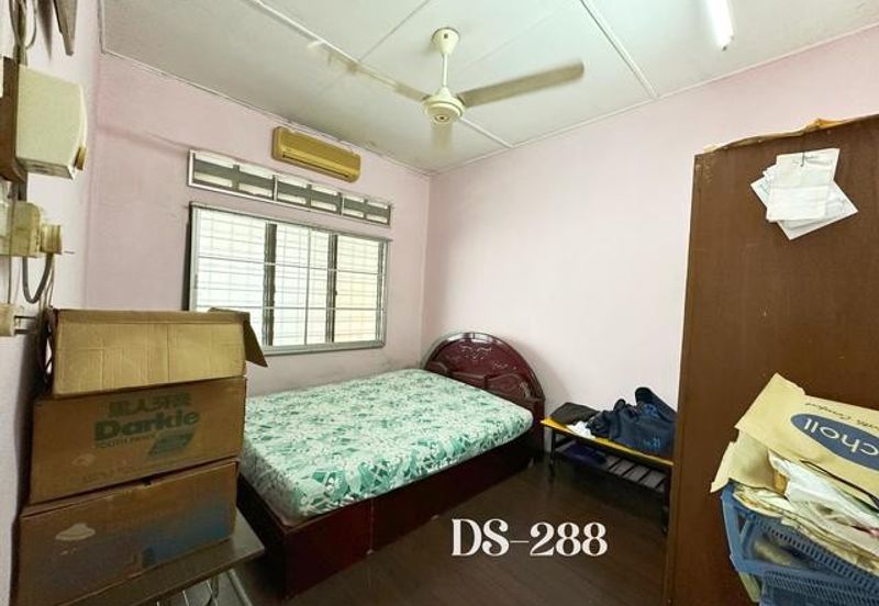 Taman Setia Jaya, Banting