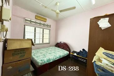 Taman Setia Jaya, Banting