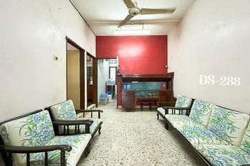 Taman Setia Jaya, Banting