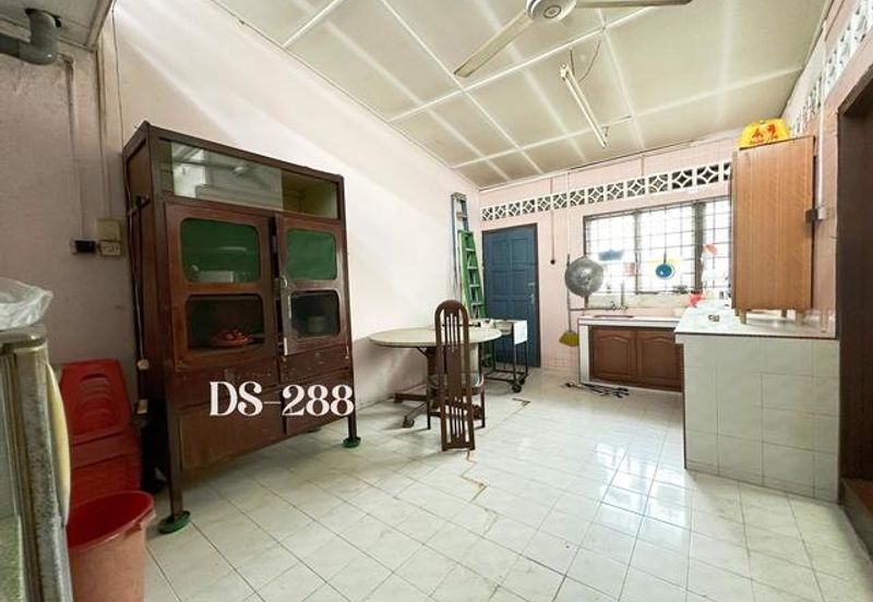 Taman Setia Jaya, Banting