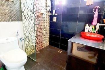 Jalan Setia Impian U13/7