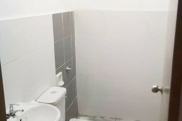 Asteria Apartment @ Bandar ParkLand