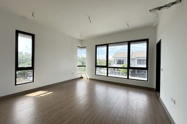 Casira 3 @ Bandar Bukit Raja