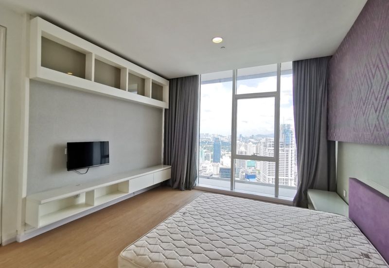 Face Platinum Suites