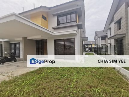 [END LOT with 10ft land] Banting Bandar Mahkota Double Storey 30X70, Selangor, Banting