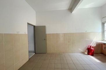 [FREEHOLD] Double Storey Taman Jaya Utama Telok Panglima Garang