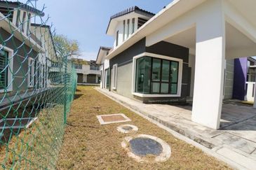 [SEMI-D 40X62] Banting Taman Langat Jaya Single Storey Semi-D