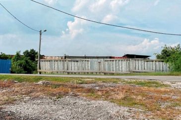 [CONVERTED LAND] Klang Kapar Jalan Keretapi Residential Land