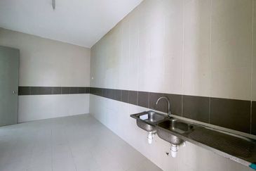 [SEMI-D 37X85] Jenjarom Taman Seri Jaromas Double Storey Semi D