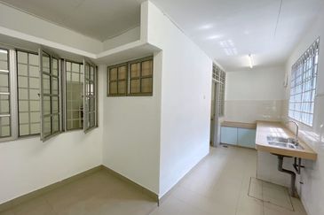 [RENOVATED] Klang Bandar Puteri Double Storey Terrace