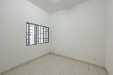 [RENOVATED] Klang Bandar Puteri Double Storey Terrace
