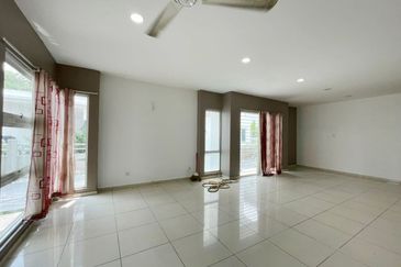 [FREEHOLD] Jenjarom Taman Seri Jaromas Double Storey Semi D