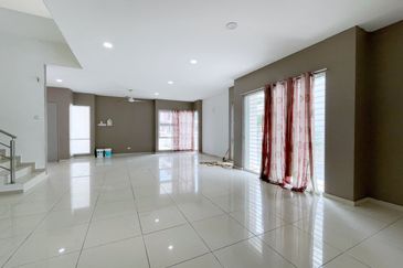 [FREEHOLD] Jenjarom Taman Seri Jaromas Double Storey Semi D