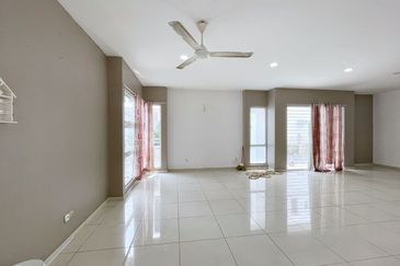 [FREEHOLD] Jenjarom Taman Seri Jaromas Double Storey Semi D