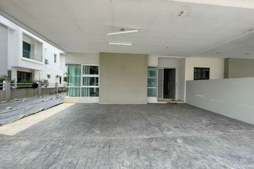 [FREEHOLD] Jenjarom Taman Seri Jaromas Double Storey Semi D