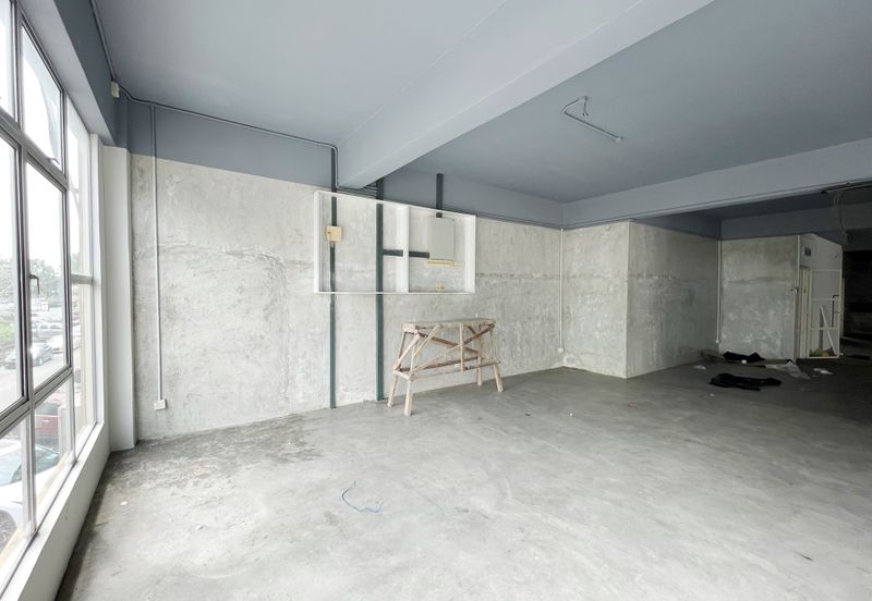 [FACING MAIN ROAD] Klang Jalan Kapar 3 Storey End Lot Shop