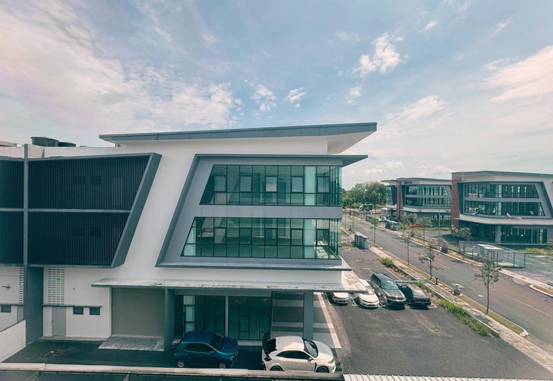 [RENOVATED] Klang Sungai Kapar Indah 3 Storey Semi-D Factory