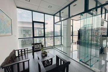 [RENOVATED] Klang Sungai Kapar Indah 3 Storey Semi-D Factory