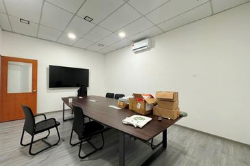 [RENOVATED] Klang Sungai Kapar Indah 3 Storey Semi-D Factory