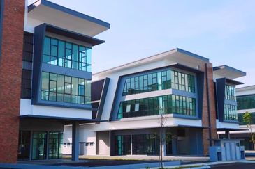 [LIGHT INDUSTRIAL] 3 Storey Semi-D Factory Sungai Kapar Indah North Klang