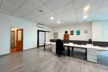 [LIGHT INDUSTRIAL] 3 Storey Semi-D Factory Sungai Kapar Indah North Klang