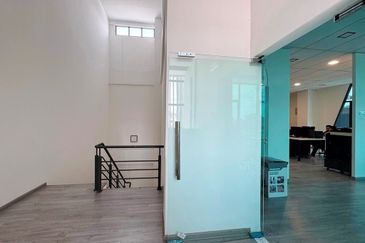 [LIGHT INDUSTRIAL] 3 Storey Semi-D Factory Sungai Kapar Indah North Klang