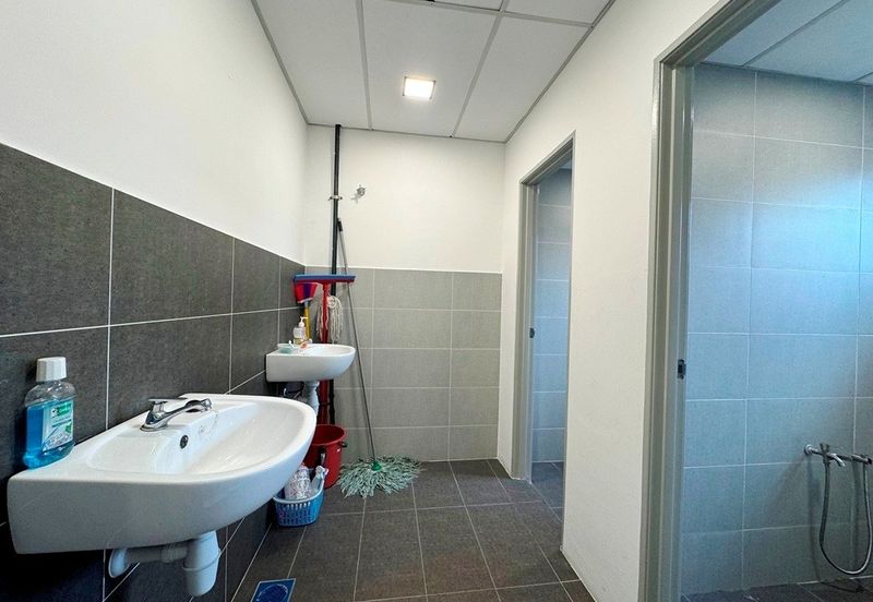 [LIGHT INDUSTRIAL] 3 Storey Semi-D Factory Sungai Kapar Indah North Klang