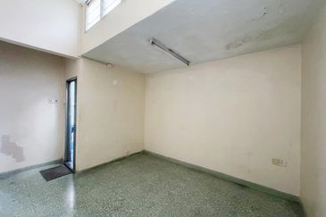 [FREEHOLD 20X80] Banting Taman Gembira Double Storey 