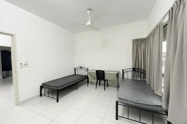 [FULLY FURNISHED] Banting Bandar Mahkota Double Storey END LOT