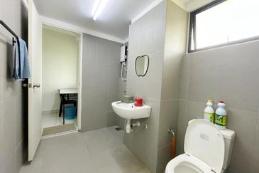 [FULLY FURNISHED] Banting Bandar Mahkota Double Storey END LOT