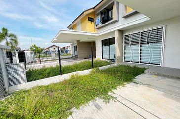 [FREEHOLD] Banting Bandar Mahkota Double Storey Terrace