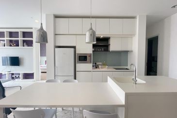 Face Platinum Suites