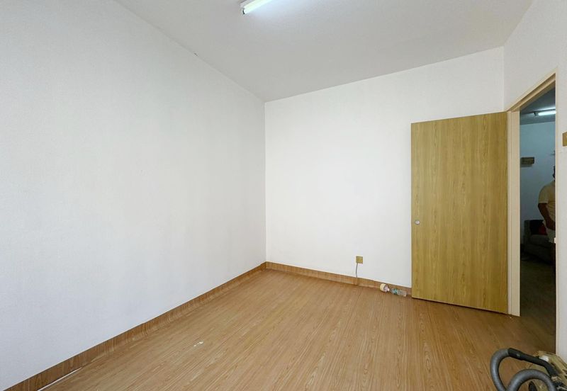 [1ST FLOOR] Klang Bandar Bukit Tinggi Low Cost Pangsapuri Flat