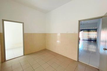 [FREEHOLD] Telok Panglima Garang Taman Jaya Utama Double Storey