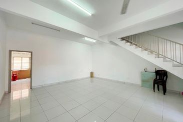 [FREEHOLD] Telok Panglima Garang Taman Jaya Utama Double Storey