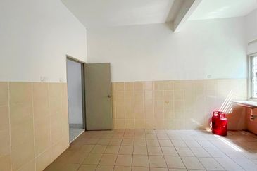 [FREEHOLD] Telok Panglima Garang Taman Jaya Utama Double Storey