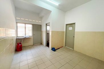 [FREEHOLD] Telok Panglima Garang Taman Jaya Utama Double Storey